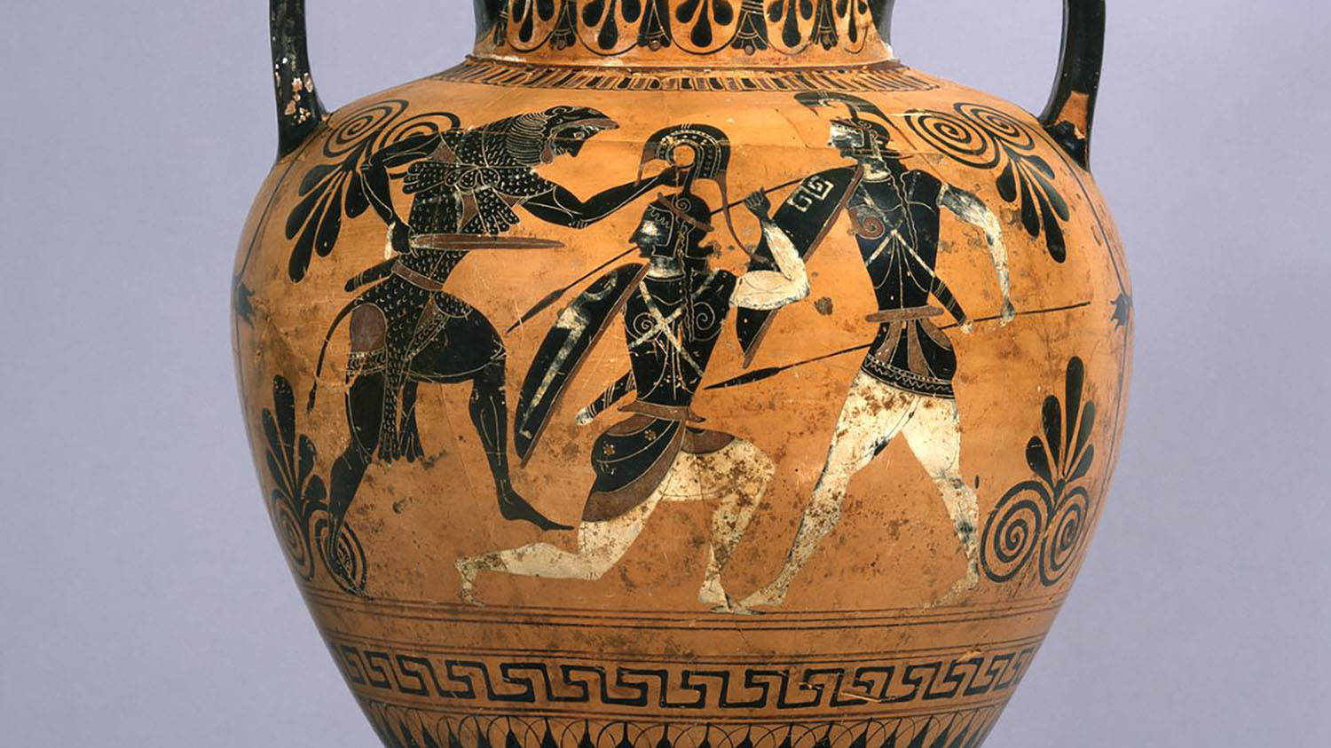 Amphora depicting Heracles fighting two Amazons